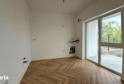 Casă cu 4 camere cu Teren 225 Mp în Bucium - 2