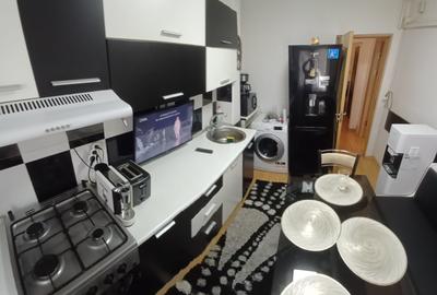 Apartament 3 camere decomandat-2 gr sanitare - 6