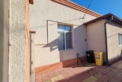 Casă individuală cu 4 camere cu Canalizare în Tomis II - 4