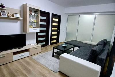 Apartament cu 3 camere semidecomandat în Central - 4