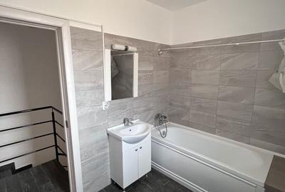 Casă cu 4 camere cu Teren 250 Mp în Central - 6