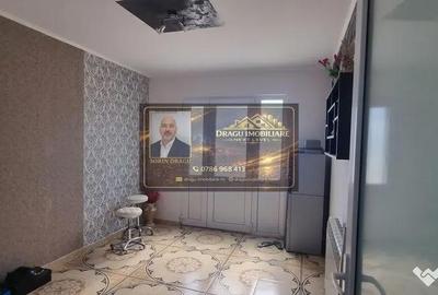 Casă cu 7 camere cu Canalizare în Adjud - 4