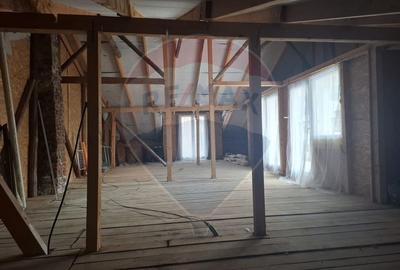 Casă cu 6 camere,  pe strada Balc Vodă - 12