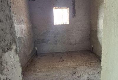 Casă cu 3 camere cu Teren 100 Mp în Sulița - 5