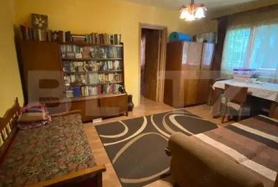 Apartament de vanzare, cu 3 camere, zona Tudor - 1