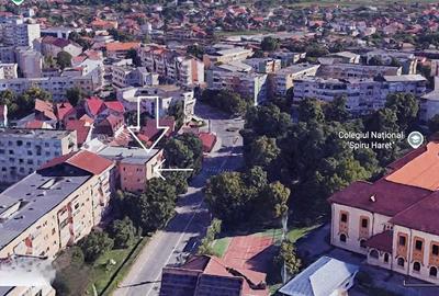 Apartament cu 2 camere decomandat în Nicolae Titulescu - 1