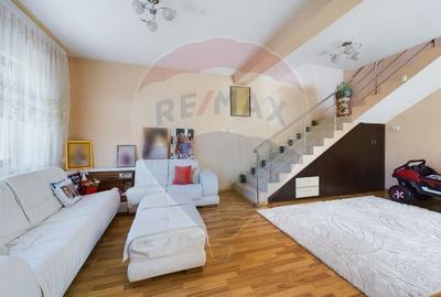 Casa 6 camere de vanzare mobilata utilata in Targoviste cartier Sarbi - 9