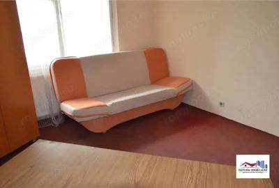 Apartament 1 Camera de Vanzare Zona Pandurilor - 2