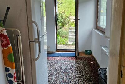 Casă cu 5 camere cu Teren 1000 Mp în Odobești - 1