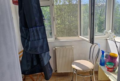 Apartament cu 3 camere decomandat, mobilat în Girocului - 12