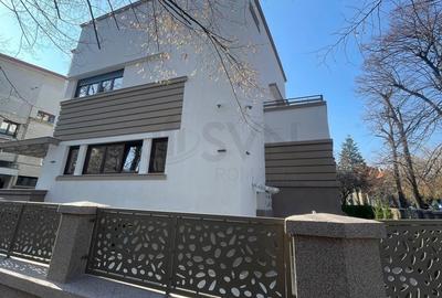 Casă cu 5 camere cu Teren 500 Mp în Primăverii - 4