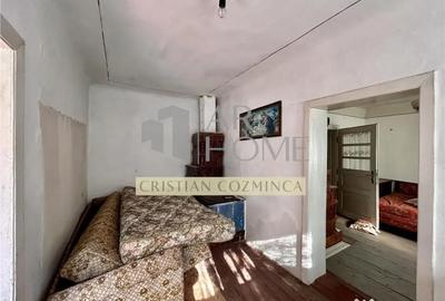Casă cu 4 camere cu Teren 2243 Mp în Românești - 15