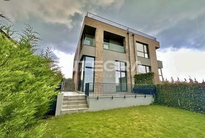 Vand Casa Tip Duplex 5 Camere | Terasa Panoramica si Teren Amenajat | Borhanci