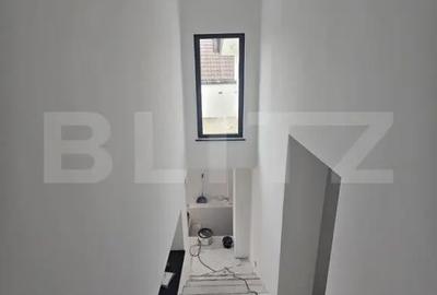 Casă cu 4 camere cu Teren 400 Mp în Central - 8