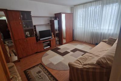 Apartament cu 3 camere decomandat în Drumul Taberei - 2