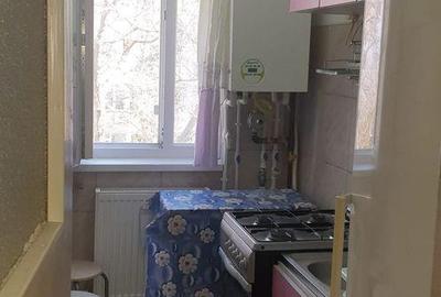 Apartament cu 2 camere semidecomandat în Casa de Cultură