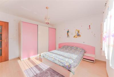 Hotel/Pensiune, de 480 mp, în Tractorul - 28