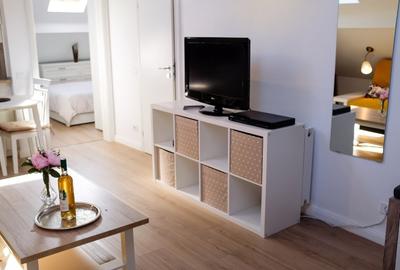 Apartament cu 2 camere semidecomandat, mobilat în Bucureștii Noi