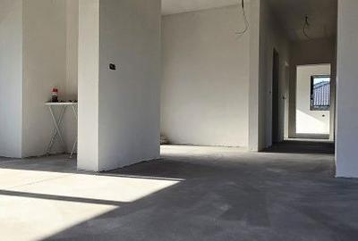 Casă cu 4 camere în Satu Nou de Jos - 7