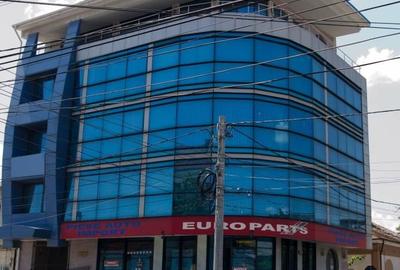 Birou, 1380 mp în Ultracentral