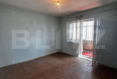 Apartament cu 3 camere, decomandat, 62 mp, - Strada Alexandru Ioan Cuza - 1