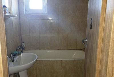Apartament cu 3 camere decomandat în Brâncoveanu - 15