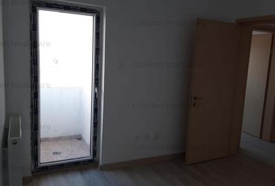 Apartament cu 3 camere decomandat în Apollo - 6