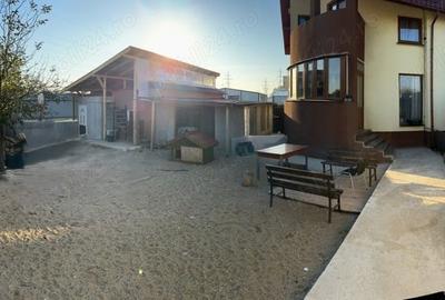 Casă cu 4 camere cu Teren 350 Mp în Florești