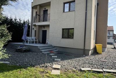 Casă cu 4 camere în Aradul Nou - 1