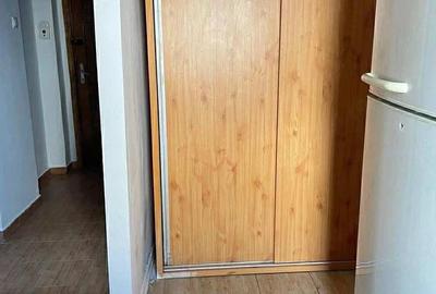 Apartament cu 3 camere decomandat în Casa de Cultură - 1