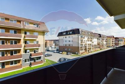Apartament cu 2 camere semidecomandat, mobilat în Sânpetru - 2