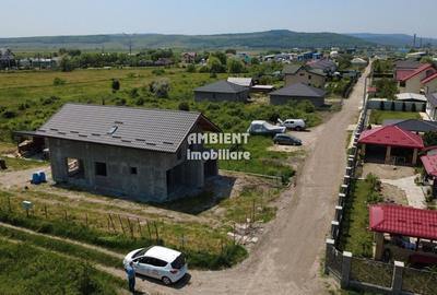 DE VÂNZARE / SCHIMB - Vilă P+M la "GRI", zona EVEREST; - 2