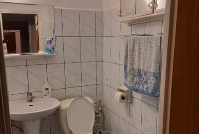 Inchiriez apartament 3 camere,3 minute de metrou titan - 2