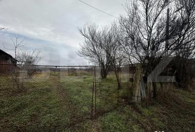 Teren de 4000 mp, în Debarcader - 4