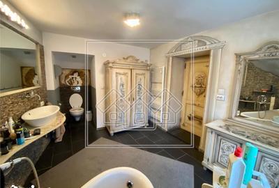 Casă cu Teren 350 Mp în Central - 4