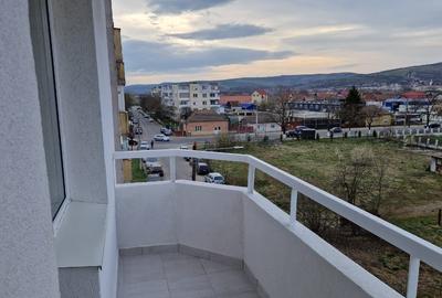 Apartament cu 2 camere decomandat în Central - 3