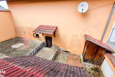 Casă cu Teren 443 Mp în Poiana Sibiului - 15