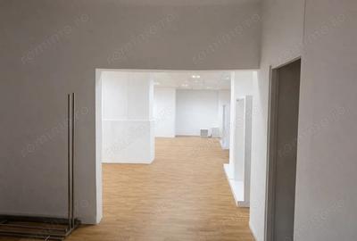Spațiu comercial, de 210 mp, în Ultracentral - 2