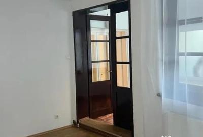 Casă cu 4 camere cu Teren 100 Mp în Centrul Istoric - 4