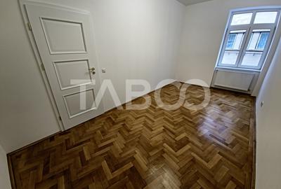 Spatiu de birouri de inchiriat 4 camere 122mp Centrul Istoric Sibiu - 6