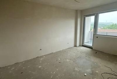 Apartament 2 camere, semidecomandat, semifinisat, 58 mp , zona Somesului - 2