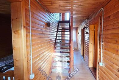 Casă cu 8 camere cu Teren 746 Mp în Moieciu - 1