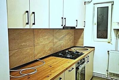 Apartament 3 camere pacurari etajul 2 - 7