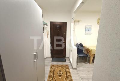 Apartament renovat 2 camere etaj 1 - balcon si pivnita in Va - 6