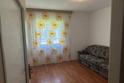 Apartament cu 3 camere decomandat în Central - 3