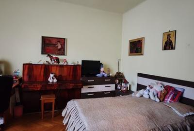 Casă cu 3 camere cu Teren 327 Mp în Central - 5