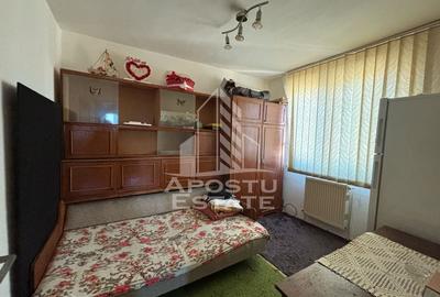 Apartament decomandat cu 3 camere, zona Dambovita - 5