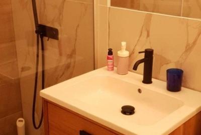 Apartament interbelic in zona Mihai Viteazul-103mp, et. 2/2 - 24