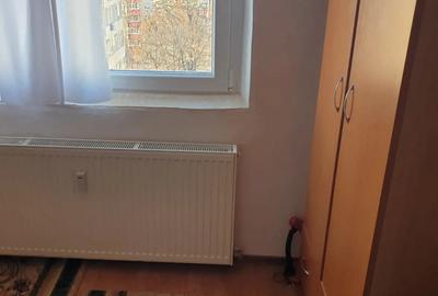 Apartament cu 2 camere decomandat în Berceni - 2