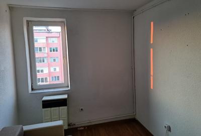 Garsoniera de vanzare - 12 mp - Zona Hipodrom I Garsoniera de vanzare - 12 mp - Zona Hipodrom I - 2